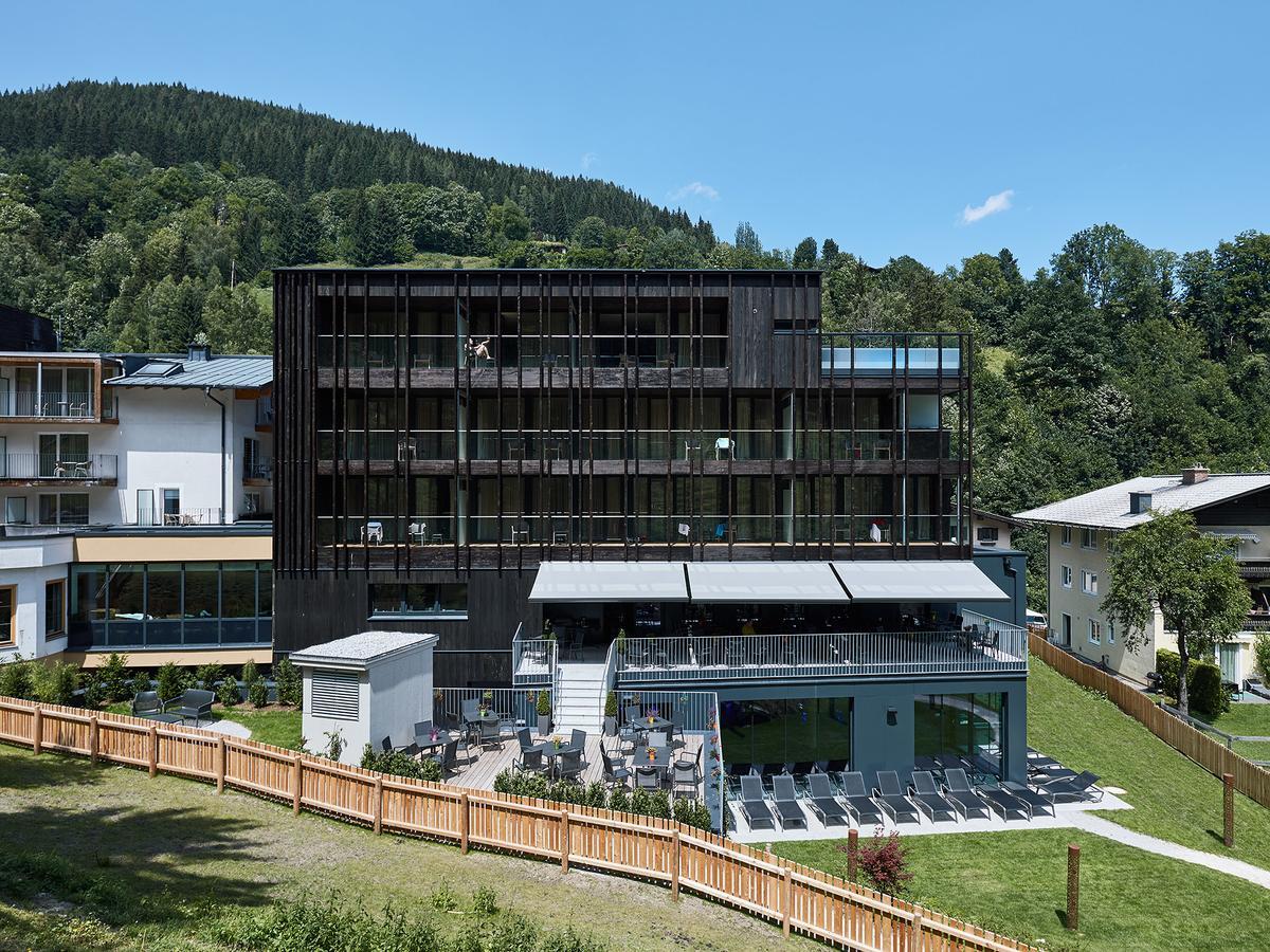 Hotel Der Waldhof Zell am See Exterior photo